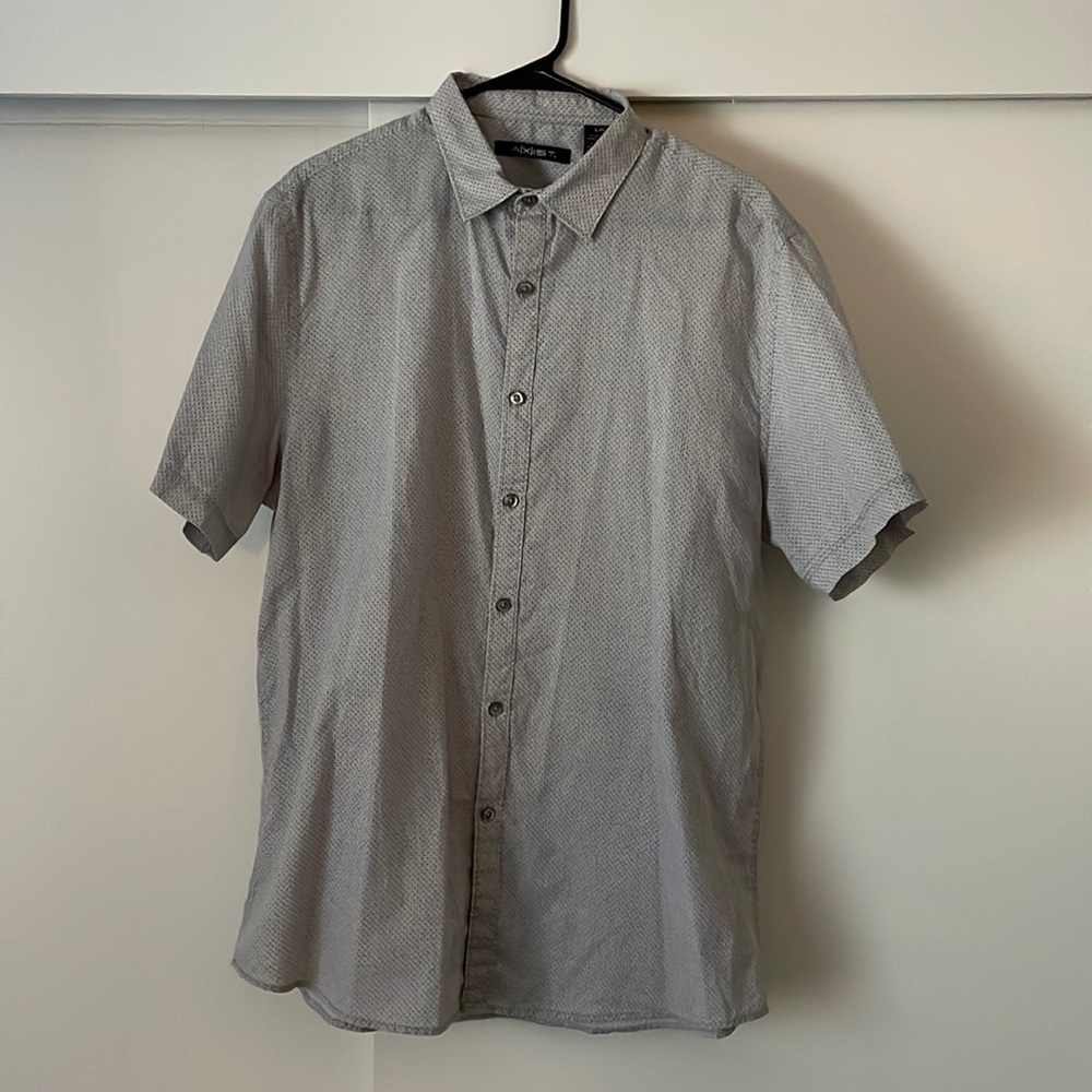 Axist Large Grey Button Up Shirt